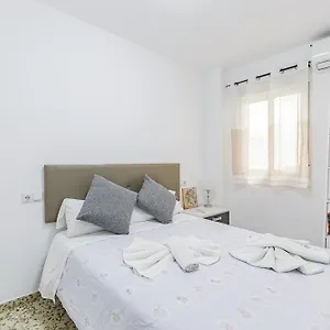 Piso Amplio Cerca Del Centro De Capital Málaga